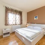Dolore Apartment *