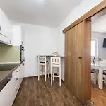 Dolore Apartment Makarska